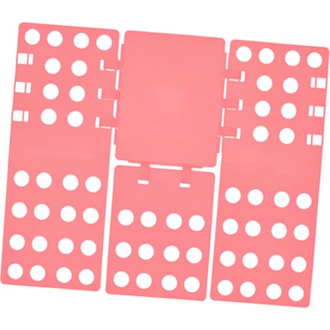 Planche à plier les t-shirts rose, pratique et stable, pour un gain de temps et un confort optimal. (1/5)