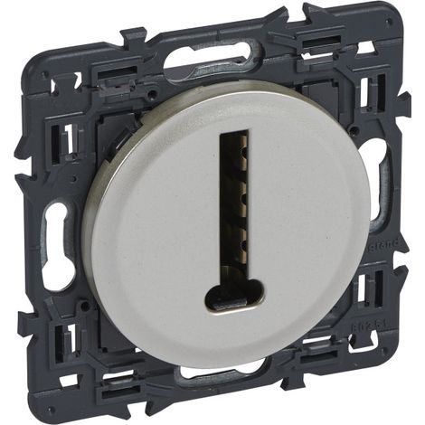 Prise telephone 8 contacts complet titan e (067736)