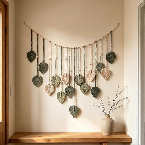 Décoration murale macramé guirlande bohème pompons perles bois feuilles décoratives tenture tissée main salon chambre anniversaire vert (1/5)
