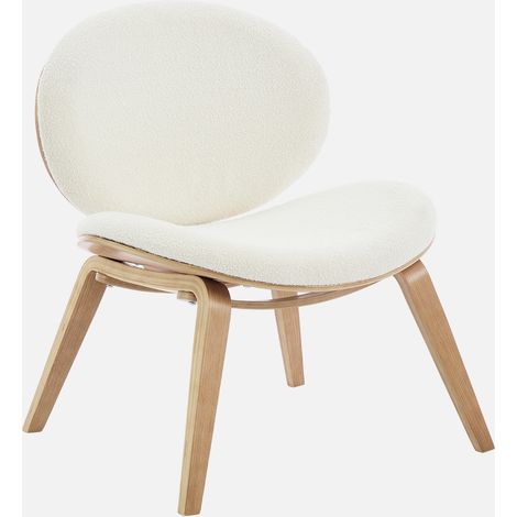 Sillón de madera curvada y borreguito