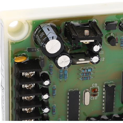 Multifunktionale Generatormodulplatine mit Mikroprozessorsteuerung, Dieselgenerator-Schutzzubehör mit Anzeige, DC 8–35 V (1/5)