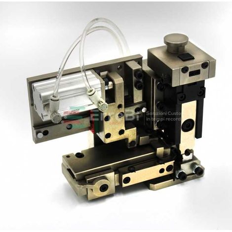 Mini applicateur avec entrée latéral pour terminaux nus (1/4)