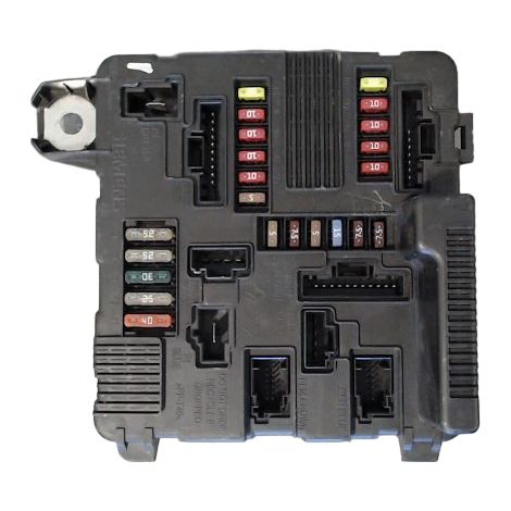 Boite A Fusibles RENAULT Megane [PRODUIT D'OCCASION]♻️8200306033