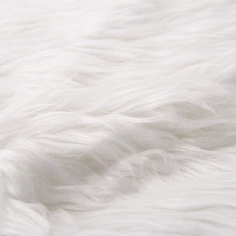 Tapis de Noël rond blanc à poils longs, 90 cm, idéal pour les pieds de sapin. (1/5)