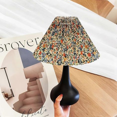 Lampe de table plissée 12 W, 3 niveaux de luminosité, lampe de chevet, lumière LED sans scintillement respectueuse des yeux - Prise UE - Abat-jour beige / Noir( ) (1/2)