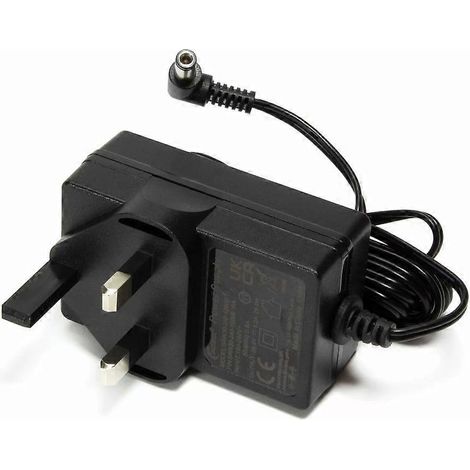 Compatible avec l'adaptateur secteur MikroTik 24V 1,2A, avec fiche coudée. (1/4)