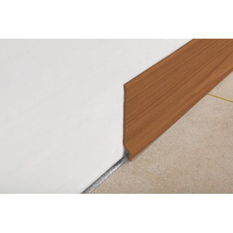 Battiscopa  pvc espanso ciliegio scuro h 70 mm barre 2 ml