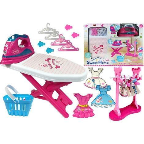 Juego de planchado rosa con tabla y perchas (1/5)