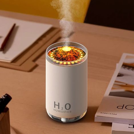 Aromadiffusor mit simulierter Flamme und siebenfarbigem Farbverlaufslicht, kann so eingestellt werden, dass er Quallenrauchringe erzeugt, für den Gebrauch zu Hause, im Schlafzimmer, im Büro, Stimmungs (1/5)