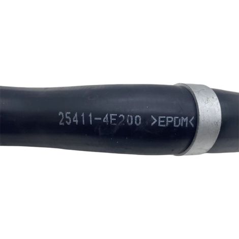 254114E200 ist für Hyundai- und Kia-Automobilschläuche geeignet, insbesondere für den schwarzen flexiblen Schlauch 25411-4E200. (1/4)