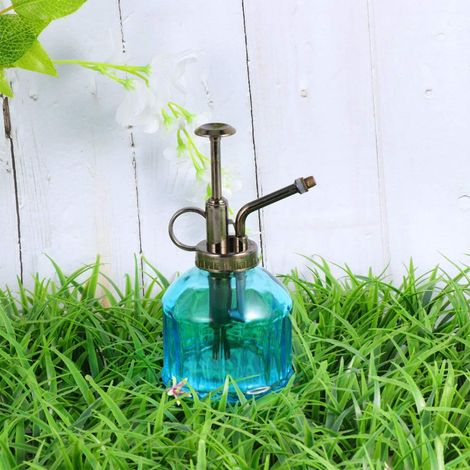 Bouteille de Pulvérisation d'Arrosage en Verre Bleu Clair, 5 pouces de Haut Spritzer de Style Vintage avec Pompe en Plastique Bronze Top Arrosoir, Contrôlez la tension après les premières intempéries (1/5)