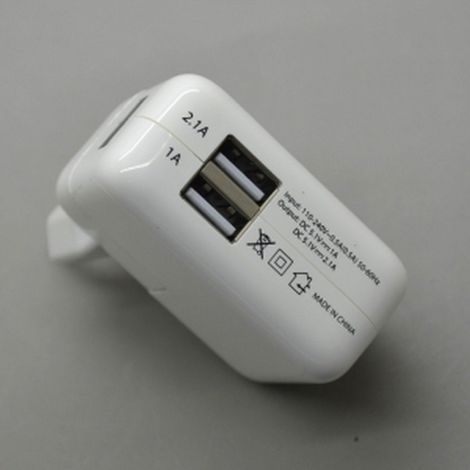 Cargador de red dual USB con salidas 2,1A y 1A , valido tablets , moviles, smartphone , y USB