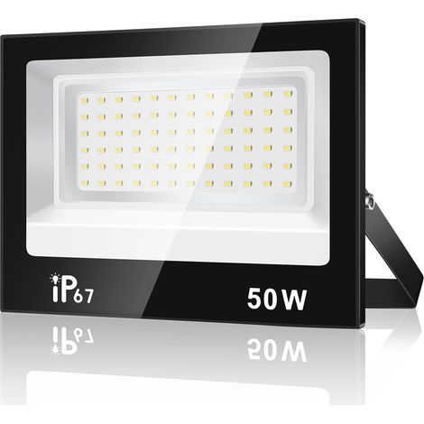 50W Projecteur Led Extérieur,5000LM Spot LED Extérieur,7000K Blanc Froid Projecteur Exterieur LED,IP67 Imperméable Superlumineux Luminaire Exterieur pour Jardin,Cour,Garage,Patio