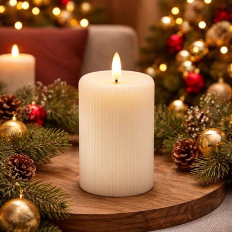 Candela LED Lounge Moccolo IP20 Colore Crema Luce Calda Decorativa da Interno -h 15 cm (1/4)