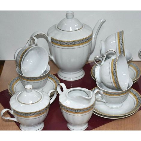 Servizio completo da tea in porcellana con teiera lattiera e zuccheriera (1/5)