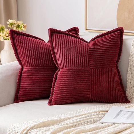 Dekorative Kissenbezüge für Schlafsofa und Wohnzimmer, 35 x 35 cm, 2er-Set, bordeauxrote Dekokissen im Bohème-Stil, weiche Cord-Kissenbezüge mit Seitenstreifen (1/4)