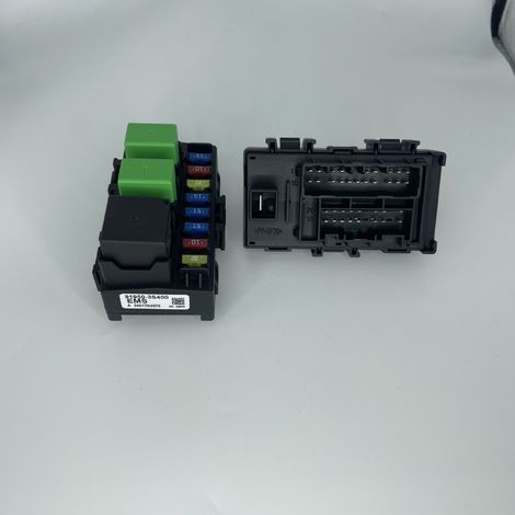 Fuse box for Hyundai-Kia car 91950-3S400