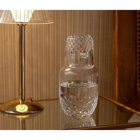 Bouteille d'eau avec support en verre à placer à côté du lit, adaptée à la table de chevet élégante bouteille d'eau en verre avec verres, adaptée à une utilisation dans la chambre et la nuit. (1/5)