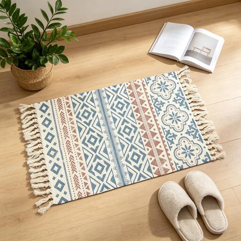 Petit tapis bohème en coton tissé avec pompons, lavable, 90 x 60 cm, style rustique, bohème, vintage, pour cuisine, salle de bain, chambre, buanderie, entrée, intérieur (1/5)