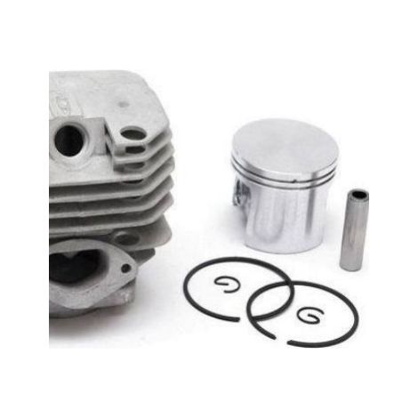 Komatsu Zenoah G4500 chainsaw cylinder assembly, 43 mm bore, including piston, wear-resistant coating, overhaul parts.