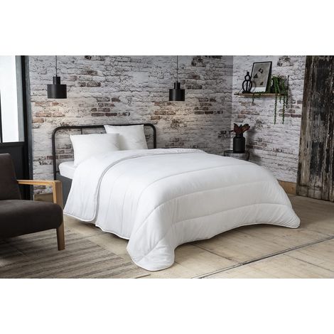 Lot Couette tempérée 220 x 240cm et 2 oreillers 60 x 60 cm, Blanc (1/5)