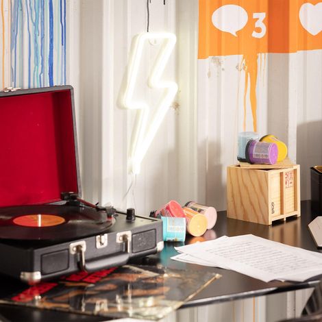 Neon LED Storm mit Batterie Weiß