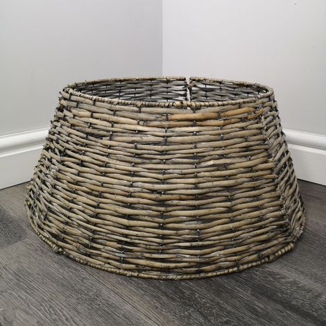 48/70cm Samuel Alexander KD Willow Christmas Tree Skirt Wicker Rattan- Large Natural (1/5)