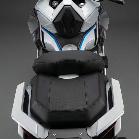 Suitable for ZONTES 368G motorcycle modification: enlarged and heightened comfort backrest with upright angle and thickened lumbar support. (1/4)