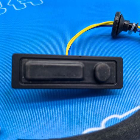 25380-6RA1A is suitable for the Nissan Rogue T33 2021-2025 models, specifically the smart button switch for the trunk.