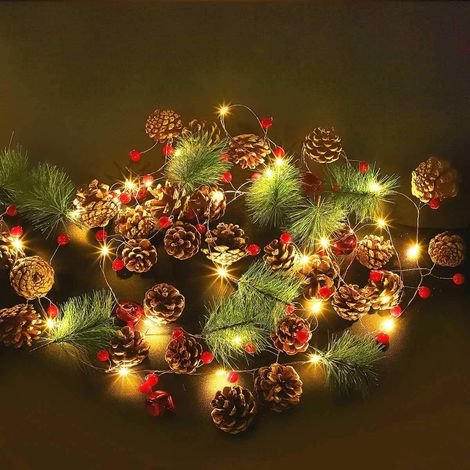 Guirlande De Noël Avec Lumières - 20 Led - 2,4 M - Branches De Pin Pommes De Pin Baies Rouges Clochettes Rouges - Décoration Intérieure Pour Fêtes - 1 Pièce (1/5)