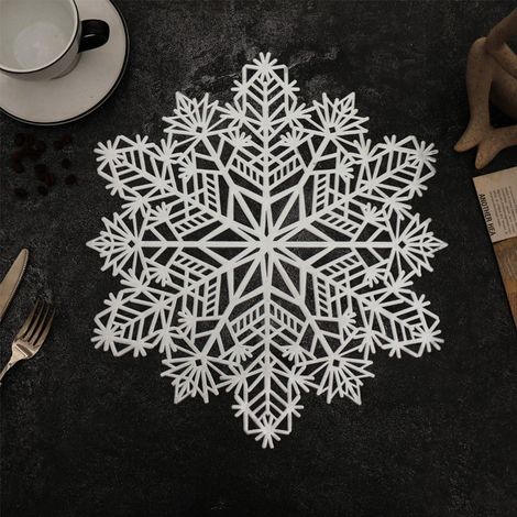 Placemat - Motif Flocon De Neige - Vinyle Lavable Résistant À La Chaleur - Diamètre 38 Cm - Pour Décoration De Table De Fêtes - Lot De 6 (1/5)