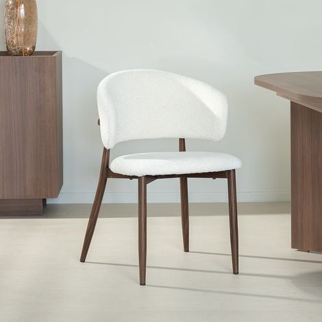 Japandi Esszimmerstuhl Yuka Beige – Rahmen in Walnussoptik (1/5)
