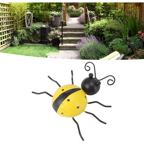Ensemble de quatre décorations murales coccinelles en fer forgé pour chambres d'enfants, jardins d'enfants, chambres à coucher et autres décorations de chambre. (1/5)