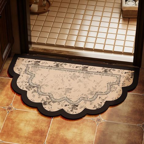 Tapis de bain diatomite 50×80 cm, motif rose gris vintage fond beige, bord ondulé, haute absorption, antidérapant, lavable à la main (1/4)
