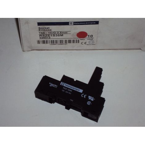Support embase pour relais enfichable RSB Zelio 12A 300VAC 1C/O 3,5mm SCHNEIDER ELECTRIC RSZE1S35M