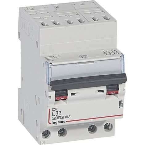 DISJONCTEUR DX³ 4500 - AUTO/VIS - 4P - 400 V - 32A - 6KA - COURBE C - 3M LEGRAND LEG406922