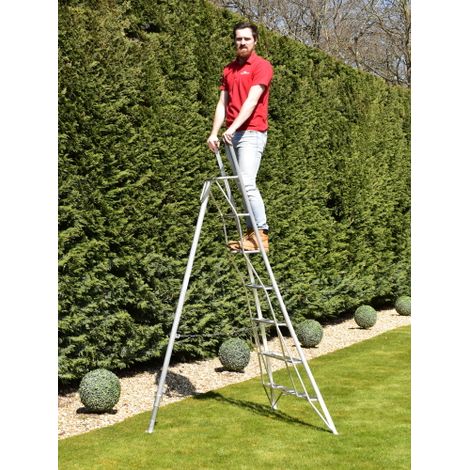 BPS 1 Leg Trade Master Tripod Ladder, Size 2.4m