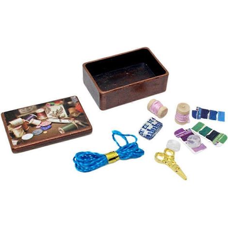 Boîte à couture miniature pour maison de poupée à l'échelle 1:12 : fil, ciseaux, règle et accessoires (1/5)