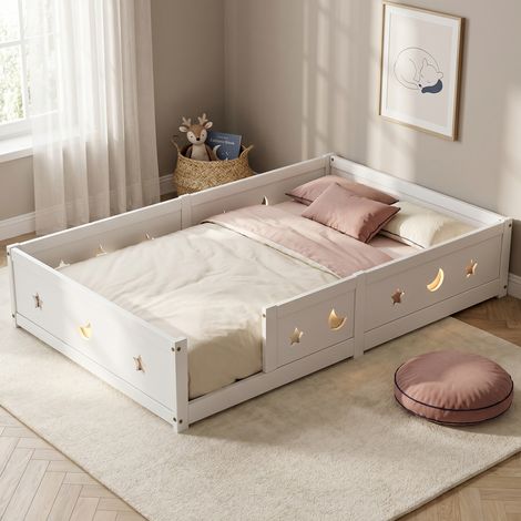 Lit enfant Montessori 140x200 cm, lit simple, lit au sol avec barrière de sécurité et motif étoile, bois, Blanc