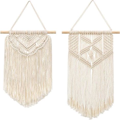 Wanddeko: Strickdecke, hängende Silhouette-Skulptur, Ornamente für die Bürowand
