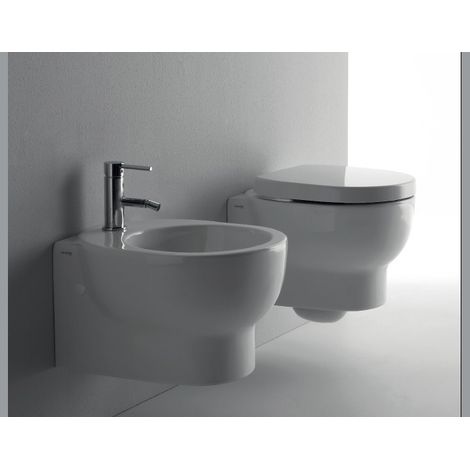 Sanitari M2 mini sospesi salvaspazio cm. 46x36 con sedile (1/3)