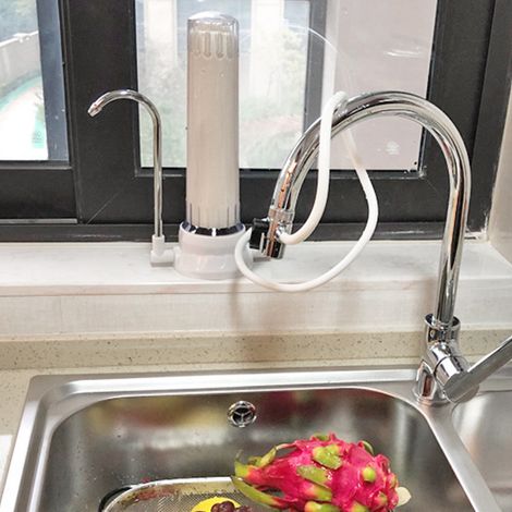 Robinet de filtre à eau de comptoir avec cartouche en céramique système de filtration pour réduire le plomb fluorure de chlore facile installation purificateur maison cuisine salle de bain (1/5)