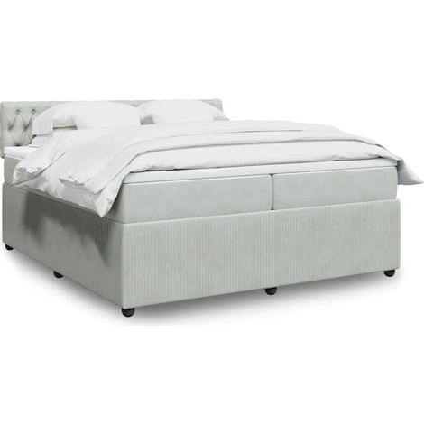 Boxspringbett mit Matratze Hellgrau 200x200 cm Samt