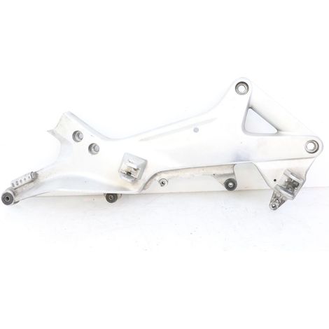 [PRODUIT D'OCCASION] PLATINE CALE PIED AVANT DROIT HONDA ST PAN EUROPEAN 1300 2002 - 2013 (1/5)