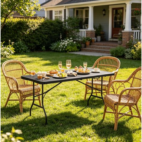 Table pliante de jardin 180x74x70 cm noire en HDPE et métal avec effet bois, stable et facile à transporter (1/5)