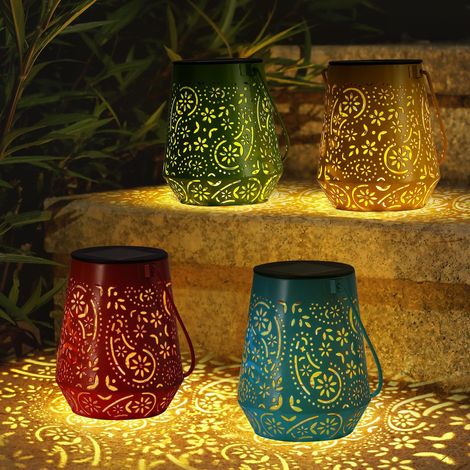 Confezione da 4 lanterne solari – Impermeabili – LED – Con maniglia – Da appendere – Decorazione – Per patio, giardino, tavolo e recinzione (1/5)