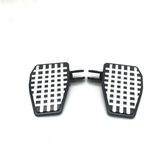 Compatible with the modification of the HONDA CMX1100 Rebel motorcycle: enlarged and widened footrests for anti-slip use.