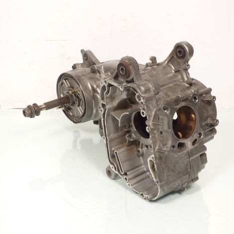 [PRODUIT D'OCCASION] Carter moteur origine pour scooter Suzuki 125 Burgman 2002 à 2006 (1/5)
