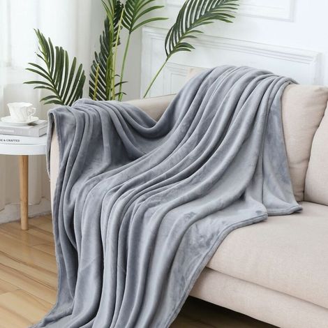 Plaid Polaire 150x200 Plaid canape Grande Taille Plaid Grande Taille en Flanelle Couverture Polaire 150x200cm Plaid Polaire - Couvre lit touché Ultra Doux -(Lavable, Gris) (1/5)