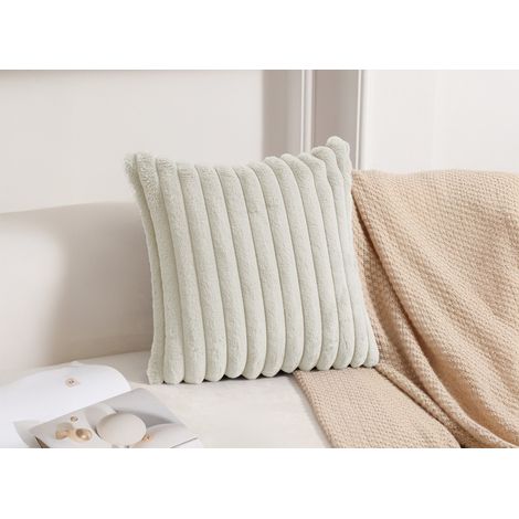 Coussin carré en velours côtelé effet fourrure beige 45x45 cm